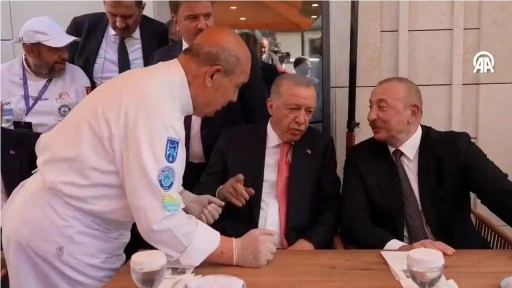 Deprem davası sanığından Erdoğan ve Aliyev’e dondurma sunumu