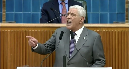 Dervişoğlu: Bu Cumhuriyet'e diz &ccedil;&ouml;kt&uuml;remeyeceksiniz!