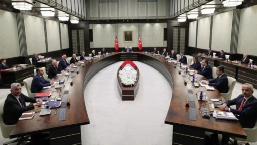 Dikkat çeken kulis... Kabinede büyük değişim: 8 bakan gidiyor, 2 yeni bakanlık yolda!