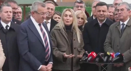 Dilek İmamoğlu: Bir tiyatro sahnesi oynanıyor gibi...