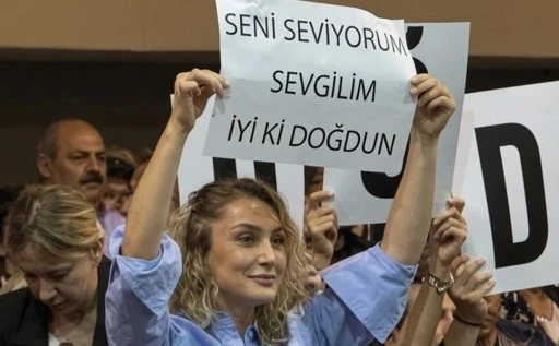 Dilek İmamoğlu'ndan Ekrem İmamoğlu'na: Seni seviyorum sevgilim, iyi ki doğdun
