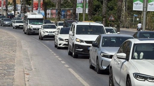 Dönüş başladı... Bodrum'da son 24 saatte 15 binden fazla araç çıkış yaptı!
