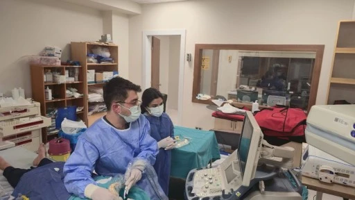 Dr. Ersin Arslan’da ameliyatsız Tiroid dedavisi başladı