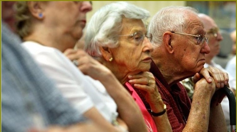 Dünya nüfusu yaşlanıyor
