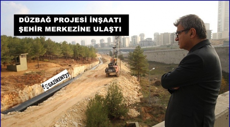 D&uuml;zbağ, şehir merkezine ulaştı