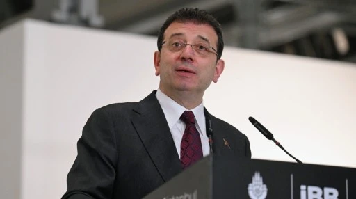 Ekrem İmamoğlu g&ouml;zyaşlarını tutamadı!