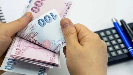 Emekli olacak milyonlara  SGK Uzmanı Özgür Erdursun’dan uyarı! Dilekçedeki detaya dikkat etmeyenin maaşı düşük olacak