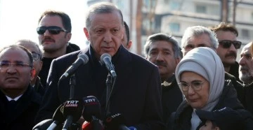 Erdoğan: Milletimizi kışkırtan kaos tüccarlarına karşı müsamahasız davranıyoruz!
