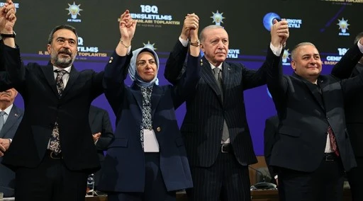 Erdoğan: Yeni belediye başkanlarımızı bağrımıza basacağız!