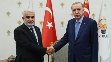 Erdoğan, HÜDA PAR Genel Başkanı Yapıcıoğlu'nu kabul etti