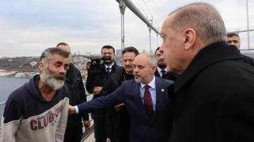 Erdoğan k&ouml;pr&uuml;de intihar etmek isteyen kişiyi 'ikna' etti!