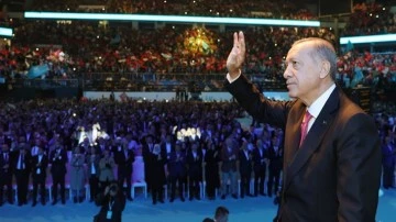 Erdoğan: Yolsuzluğun, yoksulluğun olmayacağı bir ülkeyi biz hallederiz