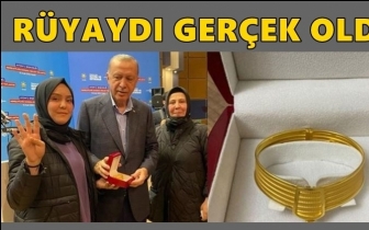 Erdoğan'dan, AKP'li &ouml;ğrenciye bilezik...