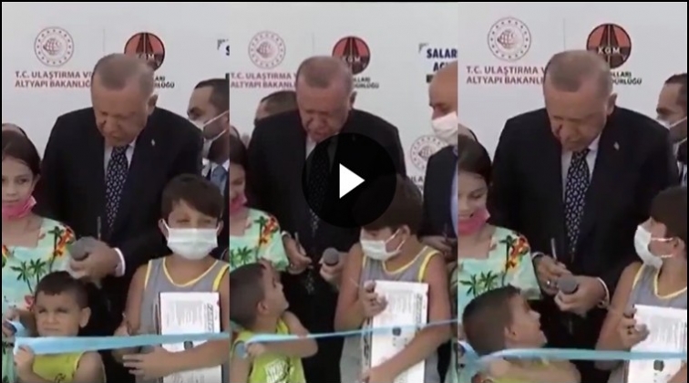 Erdoğan'dan kurdele kesen &ccedil;ocuğa tepki!..
