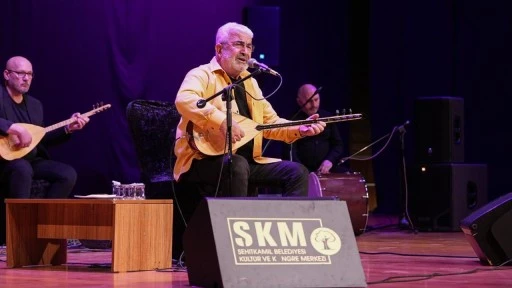 Esat Kabaklı&rsquo;nın &ldquo;Kahramanlık T&uuml;rk&uuml;leri Konseri&rdquo; ilgi g&ouml;rd&uuml;