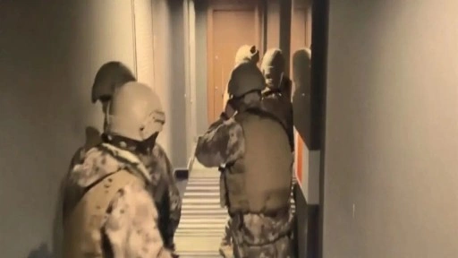 Esenyurt'ta rezidanslara yasa dışı bahis operasyonu: 7 gözaltı