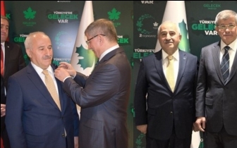Eski AKP'li başkan Gelecek Partisi'ne katıldı