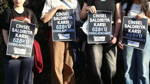 ESOGÜ'de kadınlardan cinsel şiddet protestosu: ‘Faillerle aynı kampüste olmayacağız’
