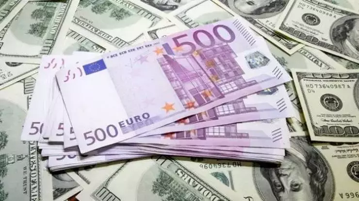 Euro/TL güne rekor seviyede başladı: Kur o seviyeyi aştı!