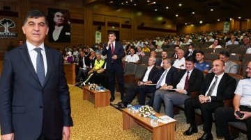 Fadıloğlu'ndan öğretmenlere bin 500 lira nakdi destek 