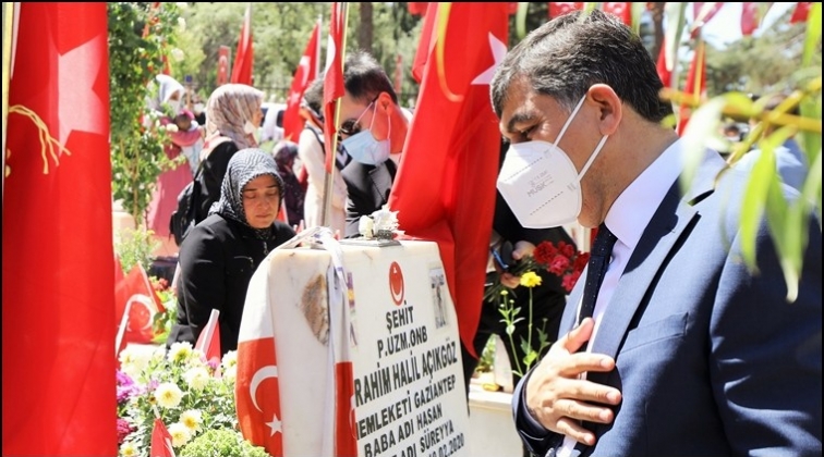 Fadıloğlu, şehitlikleri ziyaret etti...