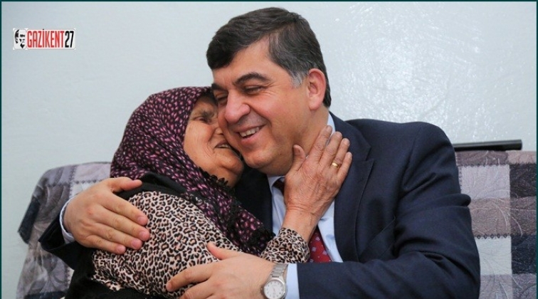 Fadıloğlu'nun ziyaretleri s&uuml;r&uuml;yor