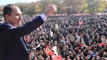 Fatih Erbakan cumhurbaşkanlığı adaylığından da &ccedil;ekildi!