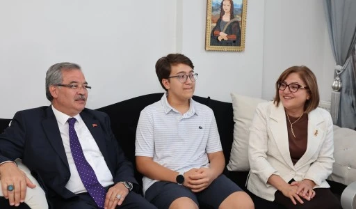 Fatma Şahin'den LGS şampiyonlarına tam altın 