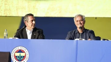 Fenerbahçe'de Jose Mourinho imzayı attı!