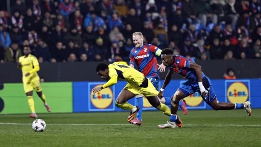 Fenerbahçe, Viktoria Plzen deplasmanından 1 puanla döndü