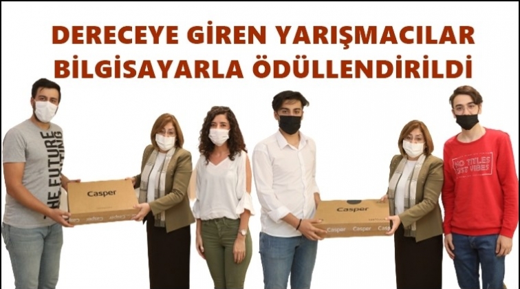 FIFA 2020 E-Spor Turnuvası &ouml;d&uuml;l t&ouml;reni