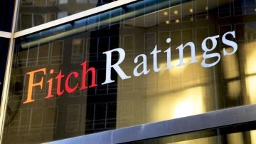 Fitch, Türkiye'nin kredi notunu 'negatif' olarak teyit etti!