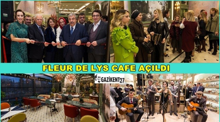Fleur De Lys Cafe a&ccedil;ıldı