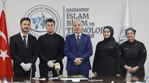 Gastronomi öğrencilerinden YÖK Başkanı’na unutulmaz lezzet deneyimi