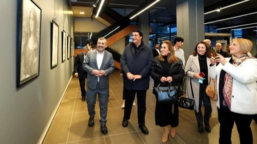 &ldquo;Gazi Şehrin İzinde 104 Eserle 104. Yıl Sergisi&rdquo; a&ccedil;ıldı