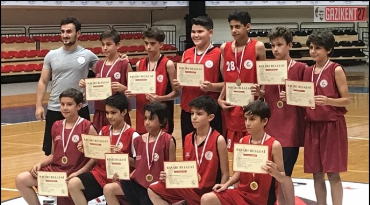 Gaziantep Basketbol şampiyon oldu