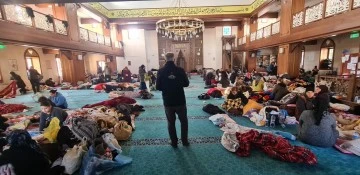 Gaziantep’te 100 bin kişi camilerde ağırlanıyor
