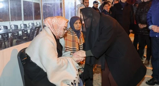 Gaziantep'te 6 Şubat'ın yıld&ouml;n&uuml;m&uuml;nde duygusal anma...