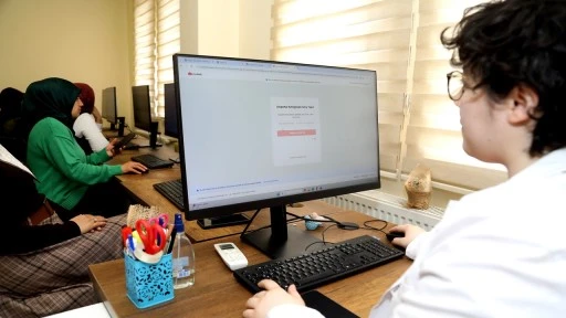 Gaziantep'te gen&ccedil;lere k&uuml;resel teknoloji eğitimi