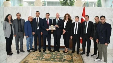 Gaziantepli halıcılar Büyükelçi Güngen ile görüştü