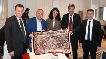 Gaziantepli Halıcılar Japonya temaslarına Osaka’da başladı