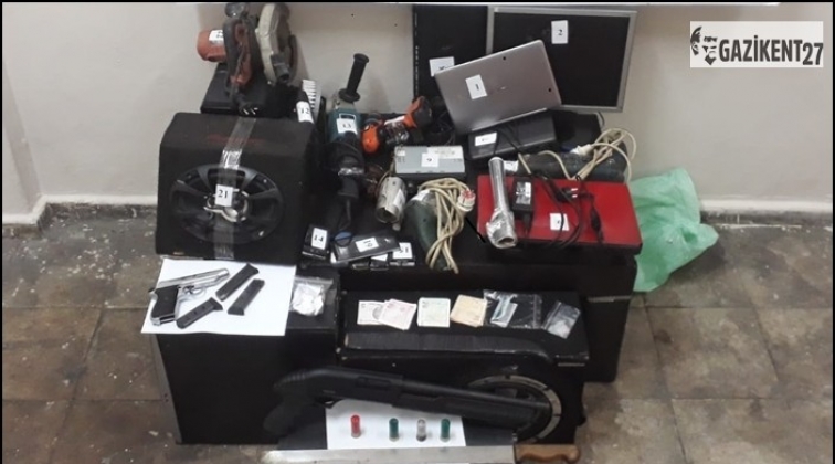 Gaziantep'te ak&uuml; hırsızları su&ccedil;&uuml;st&uuml; yakalandı