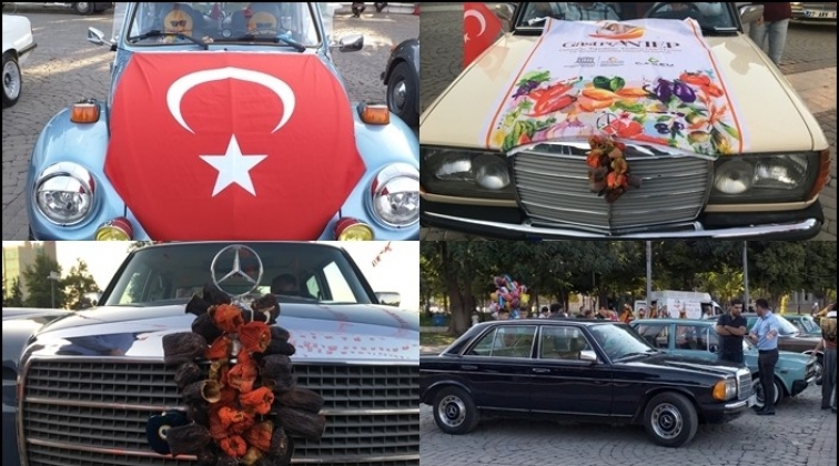 Gaziantep'te klasik ara&ccedil; korteji