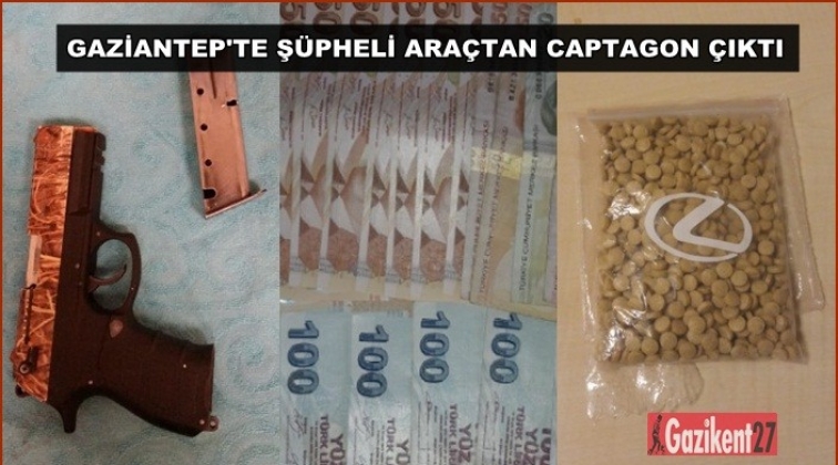 Gaziantep'te şüpheli araçtan 796 adet captagon çıktı