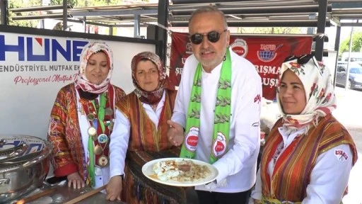 Geleceğin şefleri yemek yarışmasında hünerlerini sergiledi