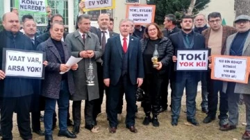 Gelecek Partili &Ouml;zdağ&rsquo;dan  &ldquo;100 bin konut nerede&rdquo; eylemi