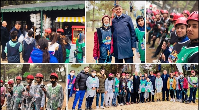 Gen&ccedil;lik Kampı&rsquo;nı ziyaret ettiler...