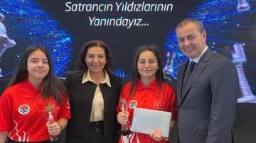 GKV’nin satrançtaki yıldızları ödüllendirildi