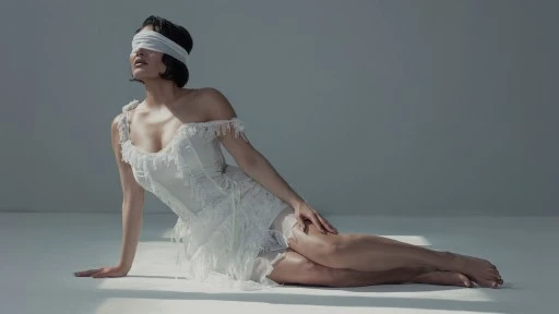 G&ouml;ksel&rsquo;den yeni alb&uuml;me s&uuml;rpriz a&ccedil;ılış