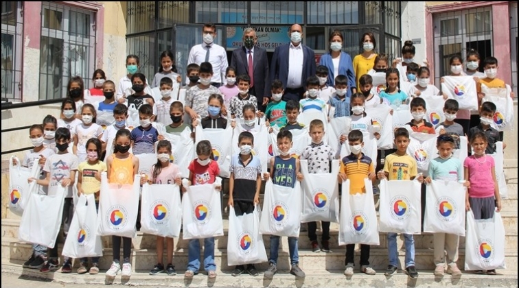 GTB'den &ouml;ğrencilere okul kıyafeti desteği...